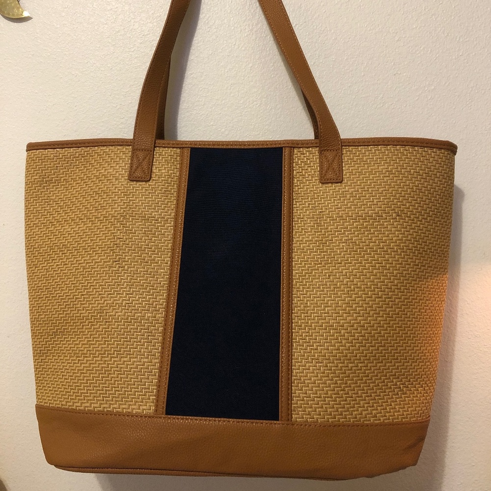 ** Thirty - one ** Natural Woven Extra Large Tote